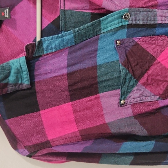 Rock & Republic Button Up Long sleeve shirt - Picture 3 of 3